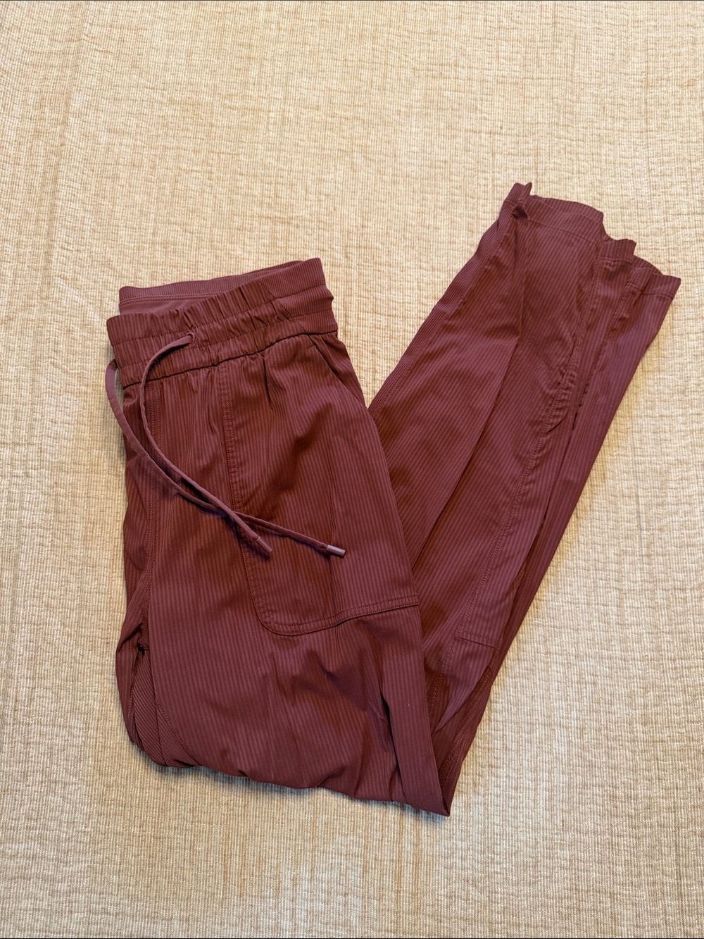 Women’s Ribbed Jogger Pants - Burgundy
